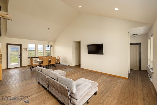 1704 Roundup Boulevard, Belgrade, MT 59714