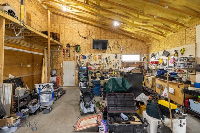 1704 Roundup Boulevard, Belgrade, MT 59714