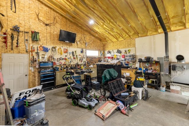 1704 Roundup Boulevard, Belgrade, MT 59714