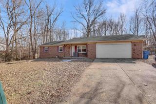 7833 Marywood Drive, Newburgh, IN 47630
