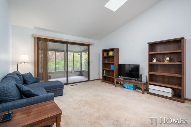 2466 Bridgeport Lane Se 35, City Of Kentwood, MI 49508