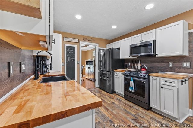 248 Shawcroft Road, Fayetteville, NC 28311