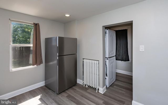332 E CONESTOGA RD, Wayne, PA 19087