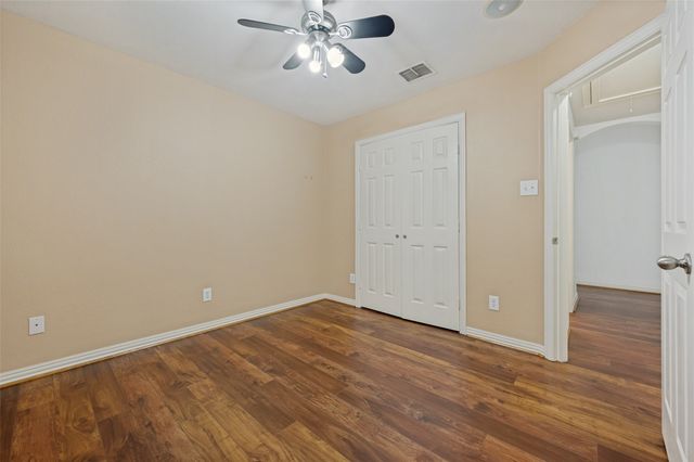 7806 Quiet Waters Drive, Arlington, TX 76016