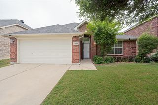 7806 Quiet Waters Drive, Arlington, TX 76016
