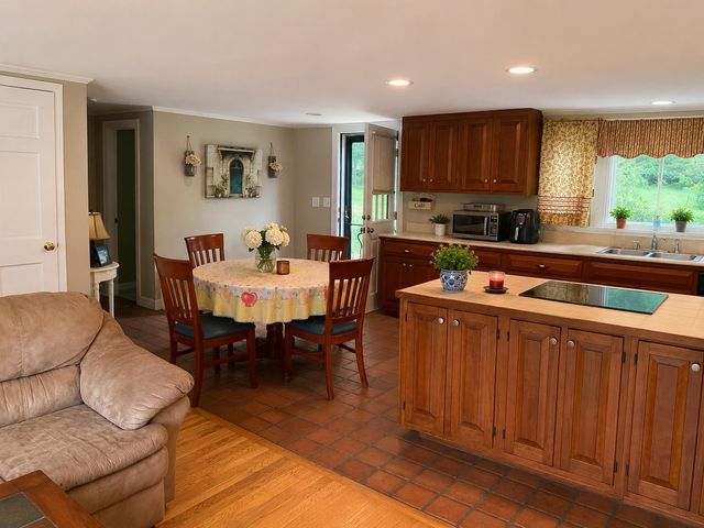 240 Mountain Road, Concord, NH 03301