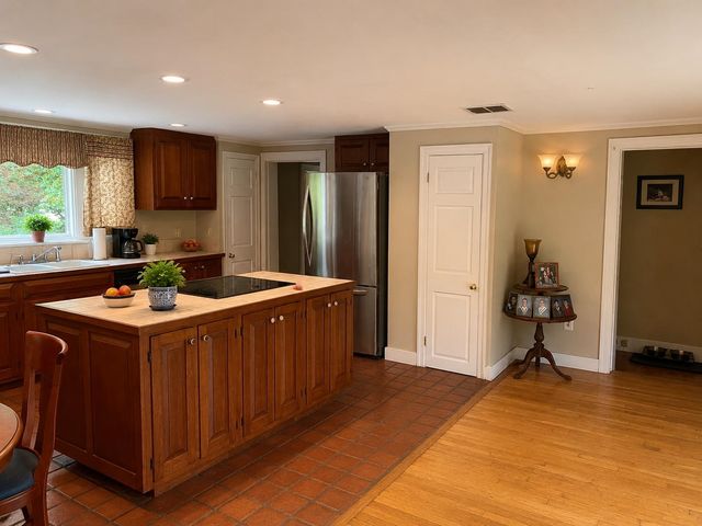 240 Mountain Road, Concord, NH 03301