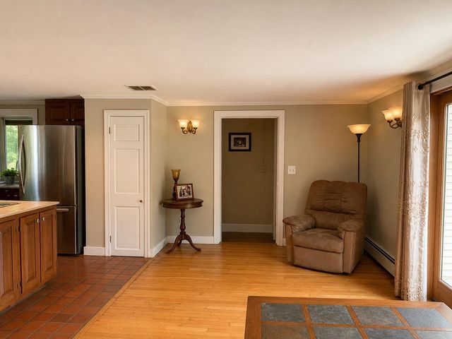 240 Mountain Road, Concord, NH 03301