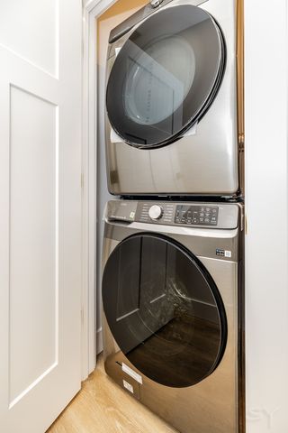 2949 W 25th Place 3, Chicago, IL 60608