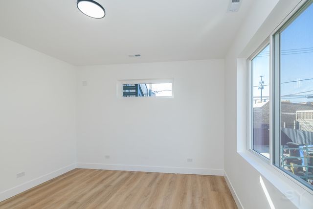 2949 W 25th Place 3, Chicago, IL 60608