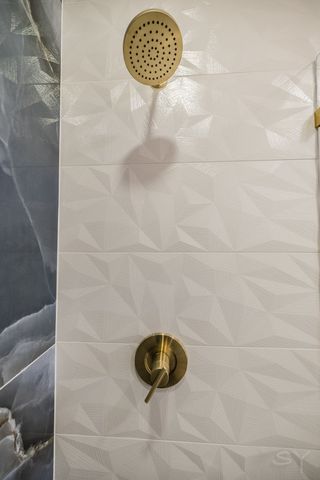 2949 W 25th Place 3, Chicago, IL 60608