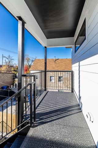 2949 W 25th Place 3, Chicago, IL 60608