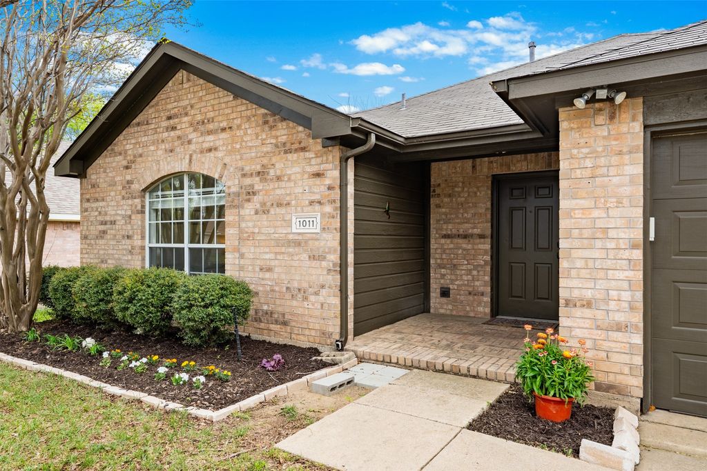 1011 Ridgecrest Drive, Mckinney, TX 75069