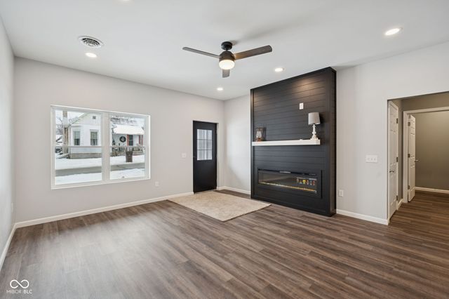 310 N Desart Street, Brazil, IN 47834