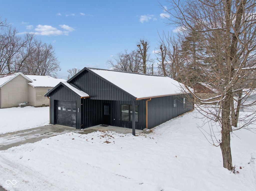 310 N Desart Street, Brazil, IN 47834