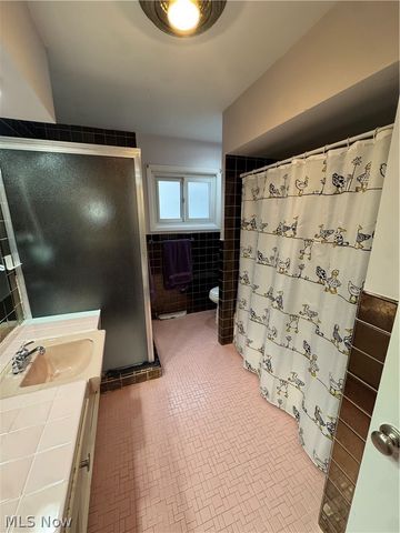 2545 Buckhurst Drive, Beachwood, OH 44122