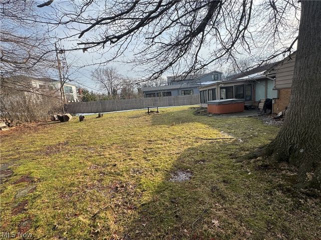 2545 Buckhurst Drive, Beachwood, OH 44122