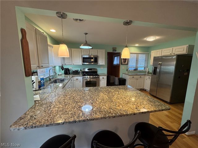 2545 Buckhurst Drive, Beachwood, OH 44122