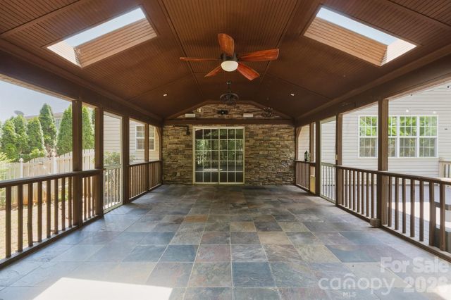 13316 Emerald Branch Lane, Charlotte, NC 28273