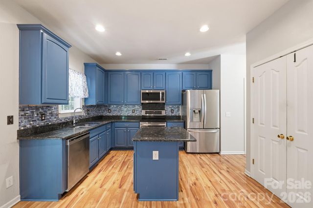 13316 Emerald Branch Lane, Charlotte, NC 28273