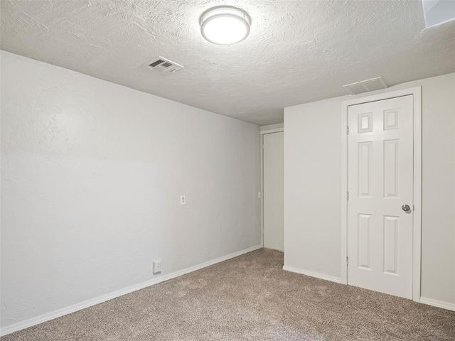 1607 Oxford Way, Oklahoma City, OK 73120