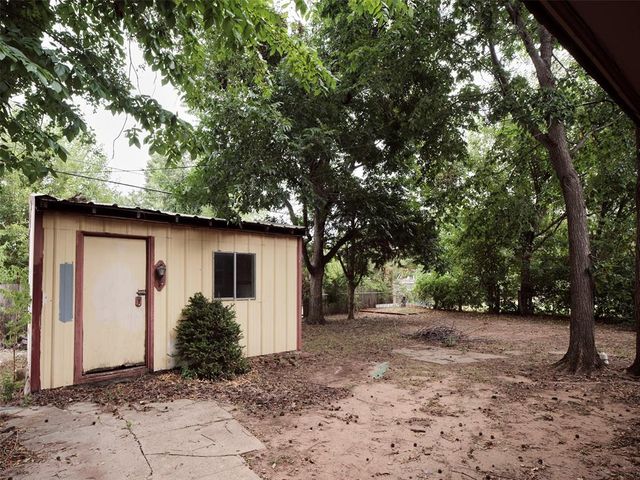 1607 Oxford Way, Oklahoma City, OK 73120