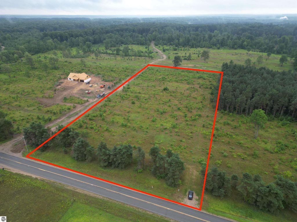 Image 2 of property listing at Parcel A1 E Kasson Road, Maple City, MI 49664