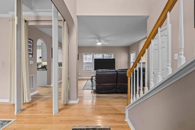 1011 Scotsburg Trail, Hillsborough, NC 27278