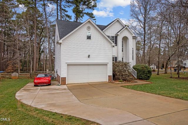 1011 Scotsburg Trail, Hillsborough, NC 27278