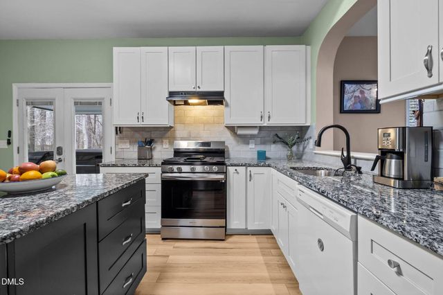 1011 Scotsburg Trail, Hillsborough, NC 27278