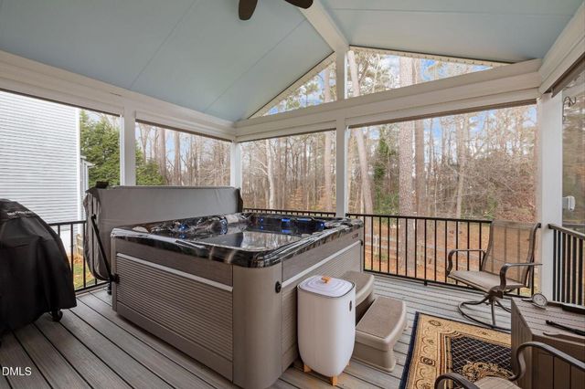 1011 Scotsburg Trail, Hillsborough, NC 27278