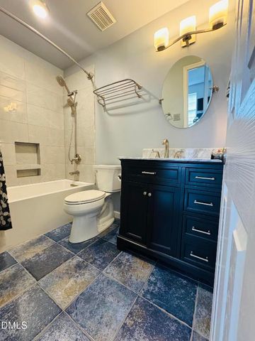 1011 Scotsburg Trail, Hillsborough, NC 27278