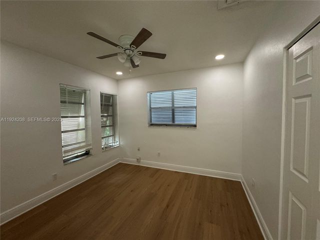 2731 N 72nd Way, Hollywood, FL 33024