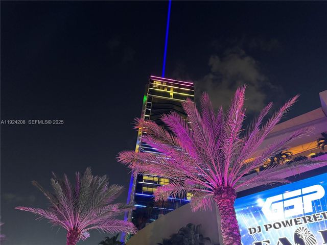 2731 N 72nd Way, Hollywood, FL 33024