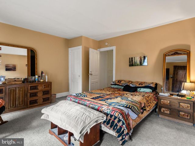 631 E CHESTNUT ST, Coatesville, PA 19320