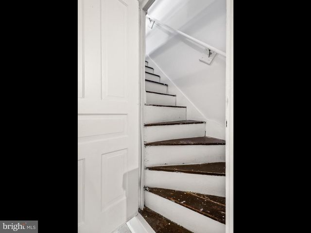 631 E CHESTNUT ST, Coatesville, PA 19320