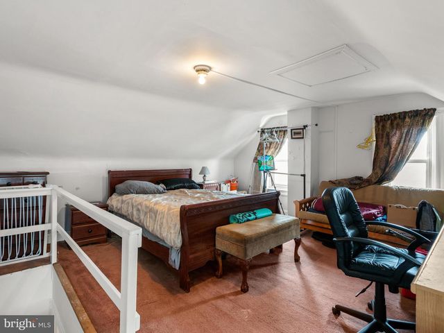 631 E CHESTNUT ST, Coatesville, PA 19320