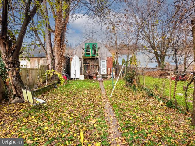 631 E CHESTNUT ST, Coatesville, PA 19320