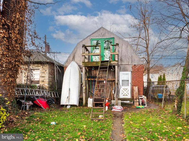 631 E CHESTNUT ST, Coatesville, PA 19320