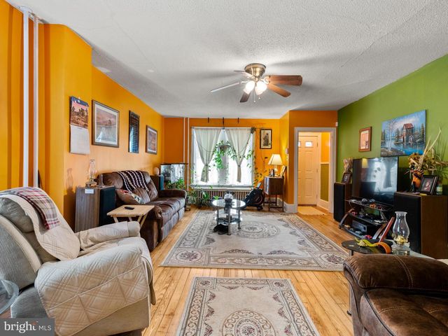 631 E CHESTNUT ST, Coatesville, PA 19320