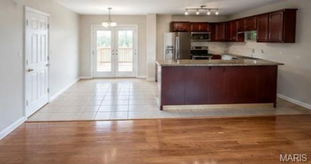 103 Castlewood Drive, Troy, MO 63379