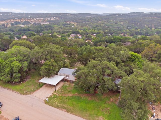 329 Westminister Sq, Canyon Lake, TX 78133