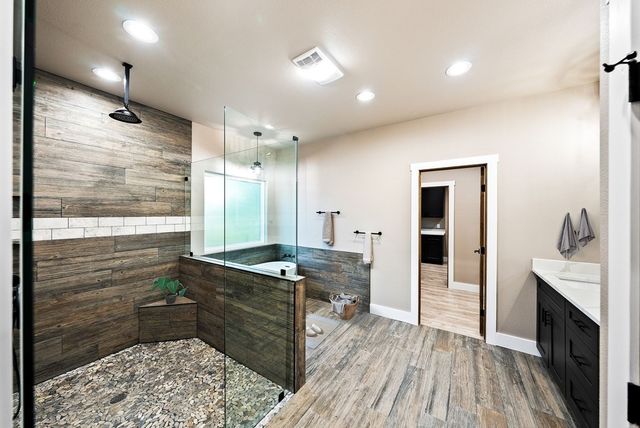 502 Sumack Dr W, Kerrville, TX 78028
