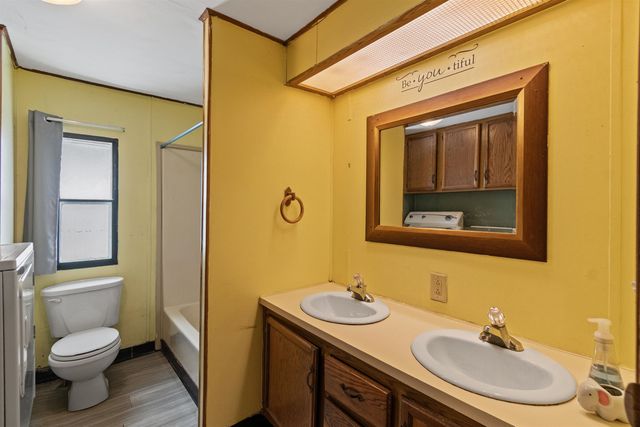 363 Penny Lane, Shelburne, VT 05482