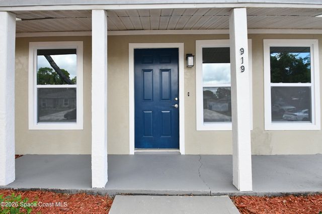 919 Colonial Avenue SE, Palm Bay, FL 32909
