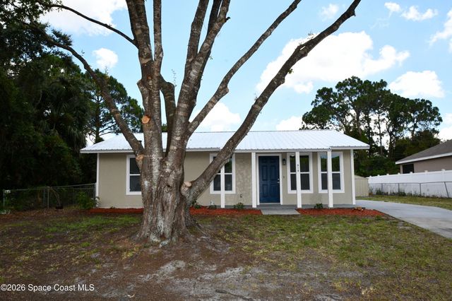 919 Colonial Avenue SE, Palm Bay, FL 32909