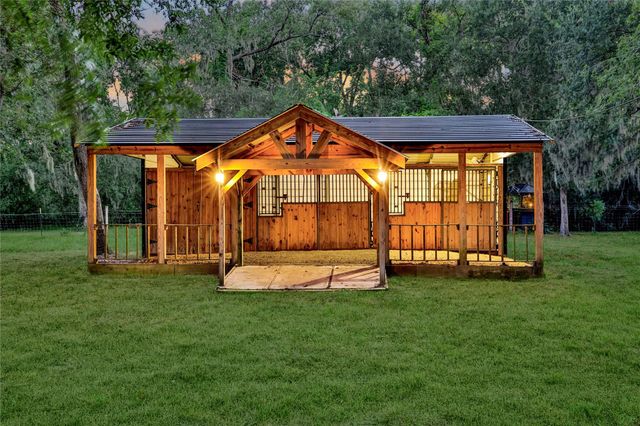 9814 King Circle S, Manvel, TX 77578