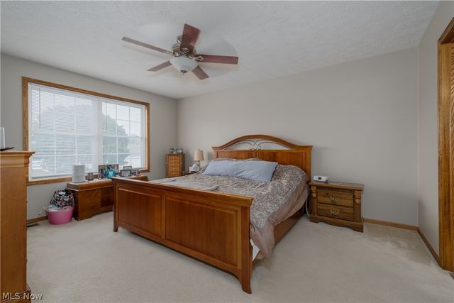 7540 Cheverton Circle NW, Massillon, OH 44646