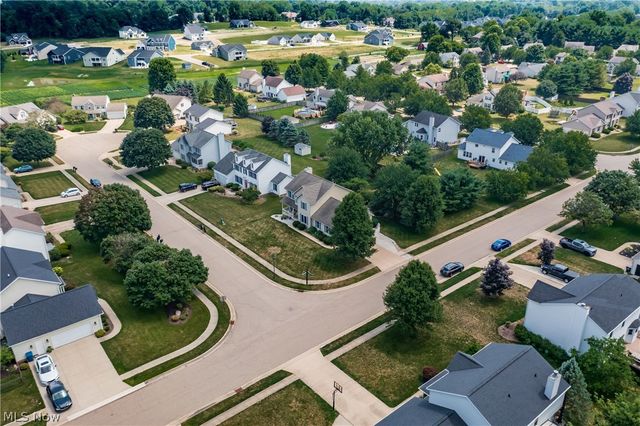 7540 Cheverton Circle NW, Massillon, OH 44646