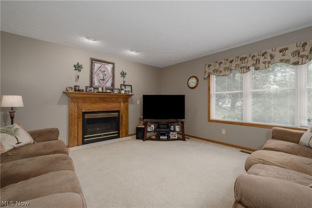 7540 Cheverton Circle NW, Massillon, OH 44646